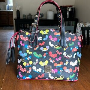 Disney Dooney & Bourke “I am Ears” Hat Trina tote Sachel